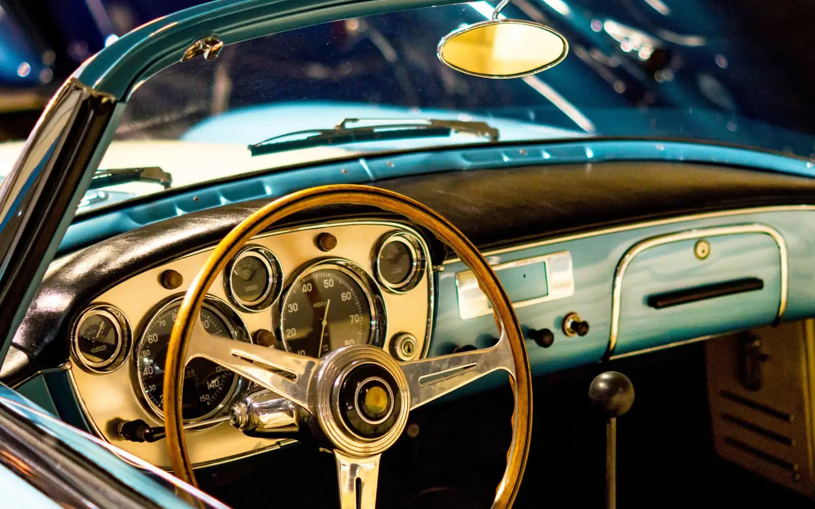AUTOMOVILÍSTICO